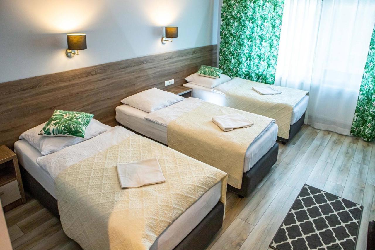 Ranczo Daniela Hostel โปเบียดยิสกา ภายนอก รูปภาพ