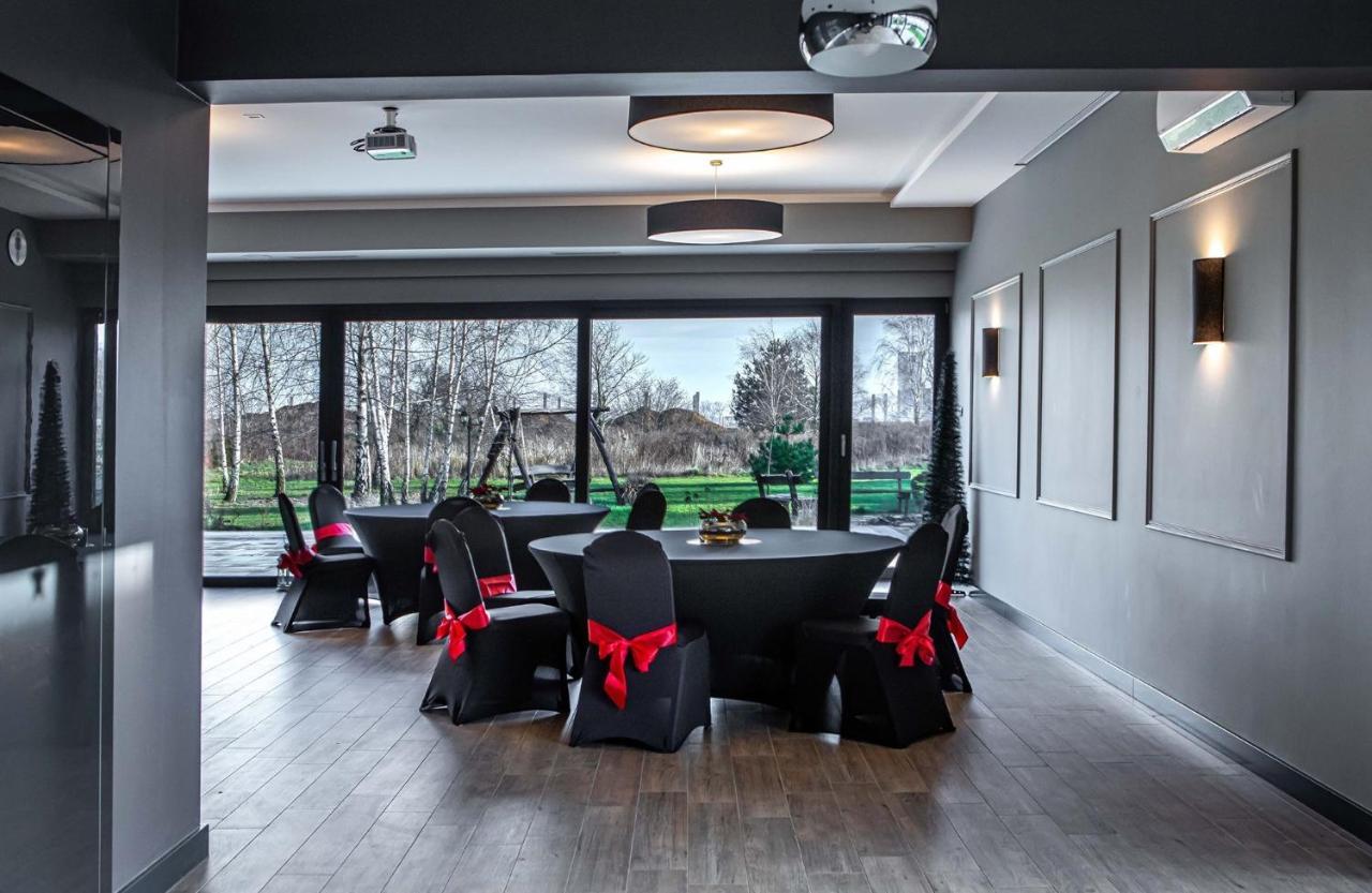 Ranczo Daniela Hostel โปเบียดยิสกา ภายนอก รูปภาพ